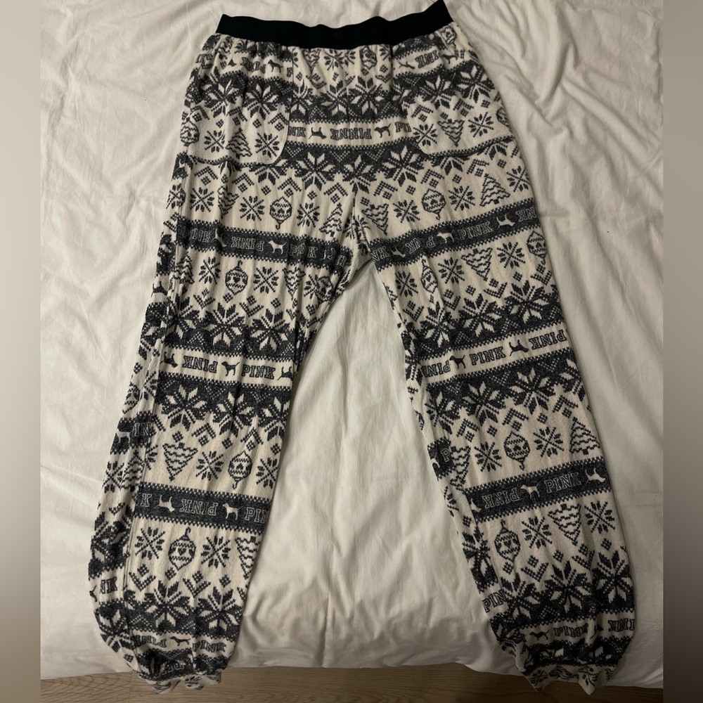 victoria secret pink christmas pants